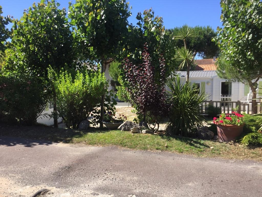 Camping Barataud Saint-Denis-dʼOléron Εξωτερικό φωτογραφία